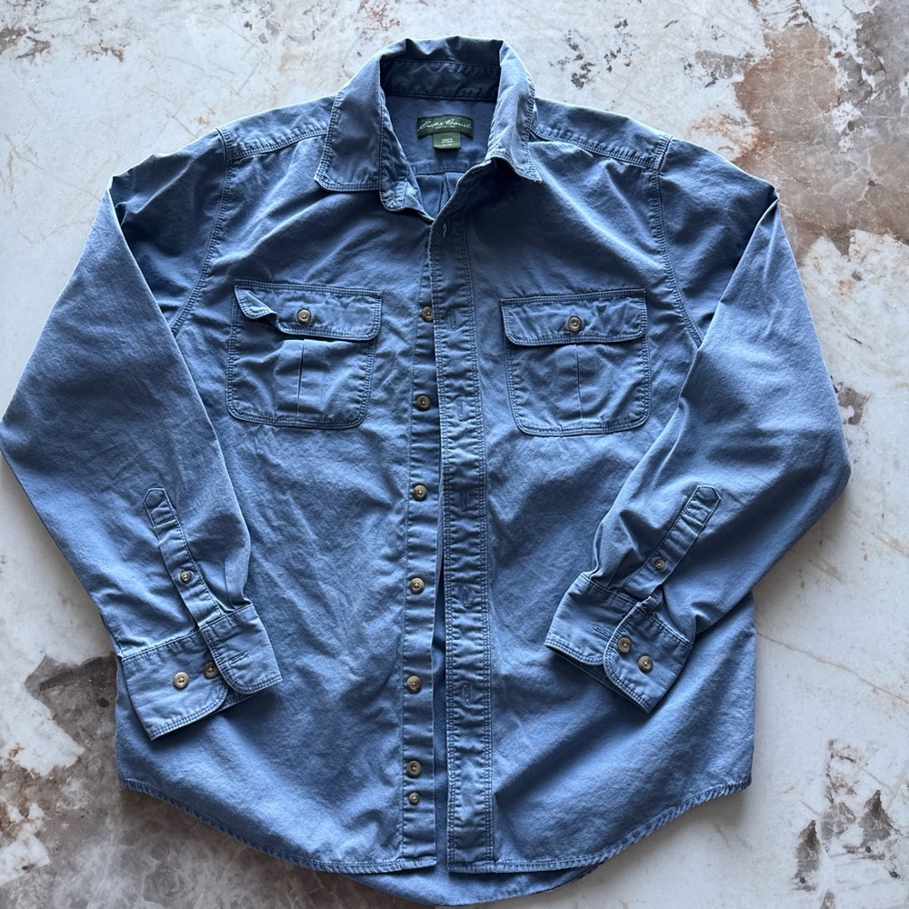 Eddie Bauer Medium Blue Casual Button-Up Shirt